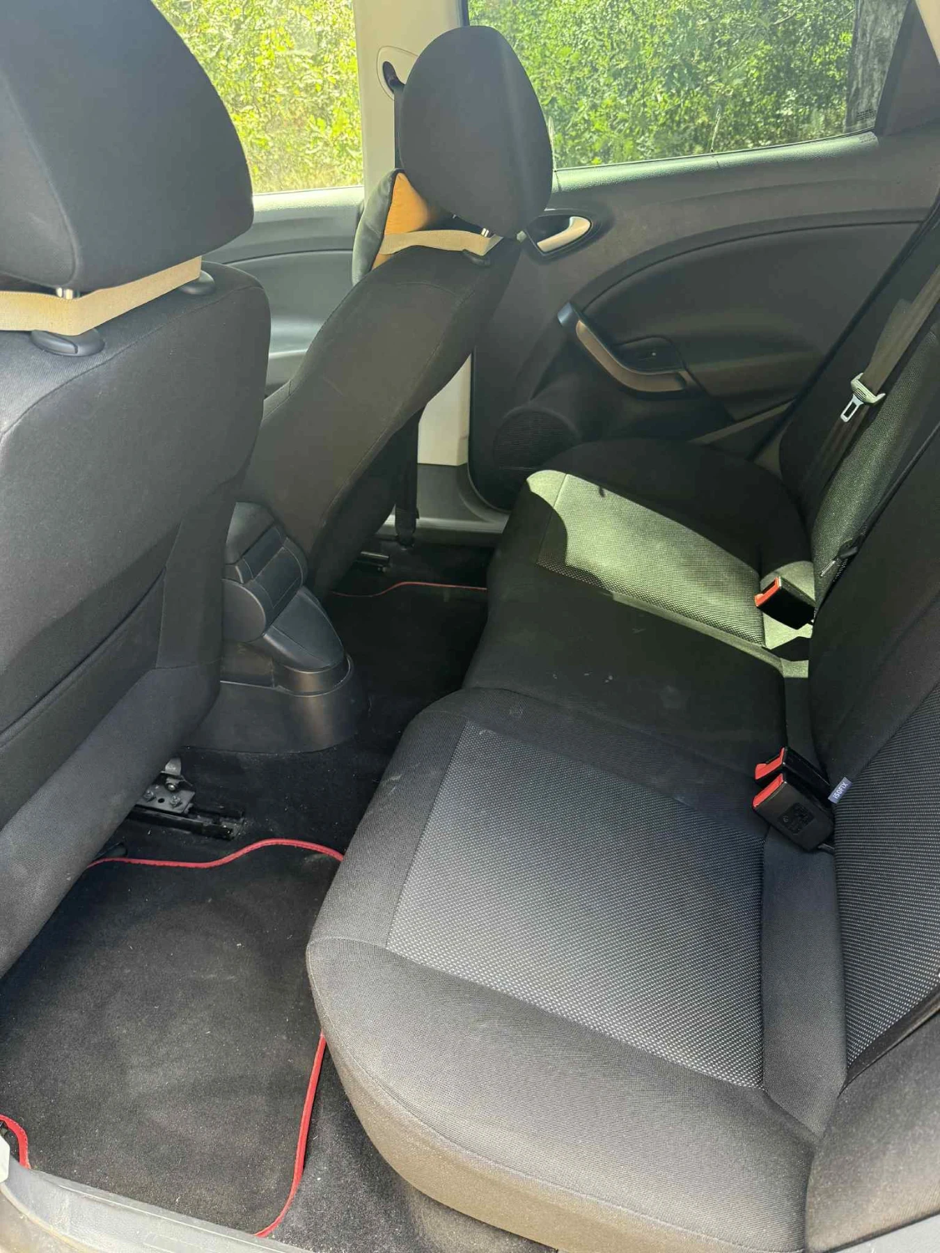 Seat Ibiza  - изображение 10