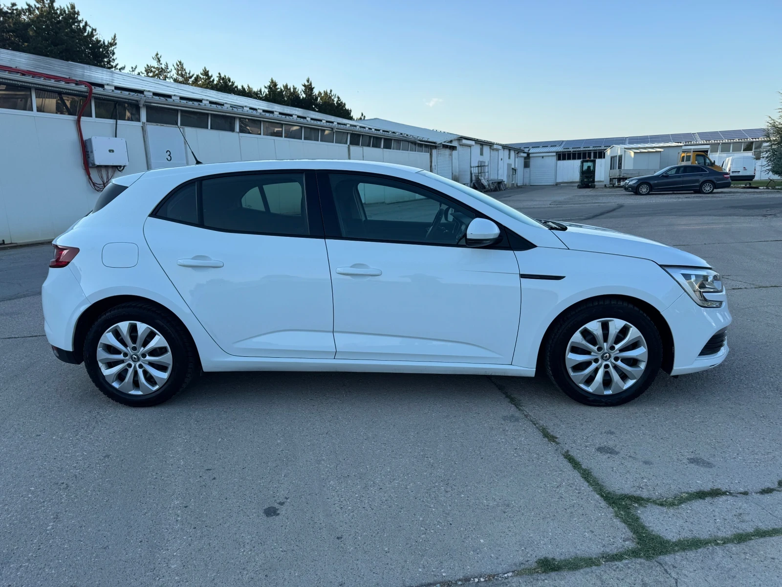 Renault Megane 1.5 dci | Mobile.bg — изображение 5
