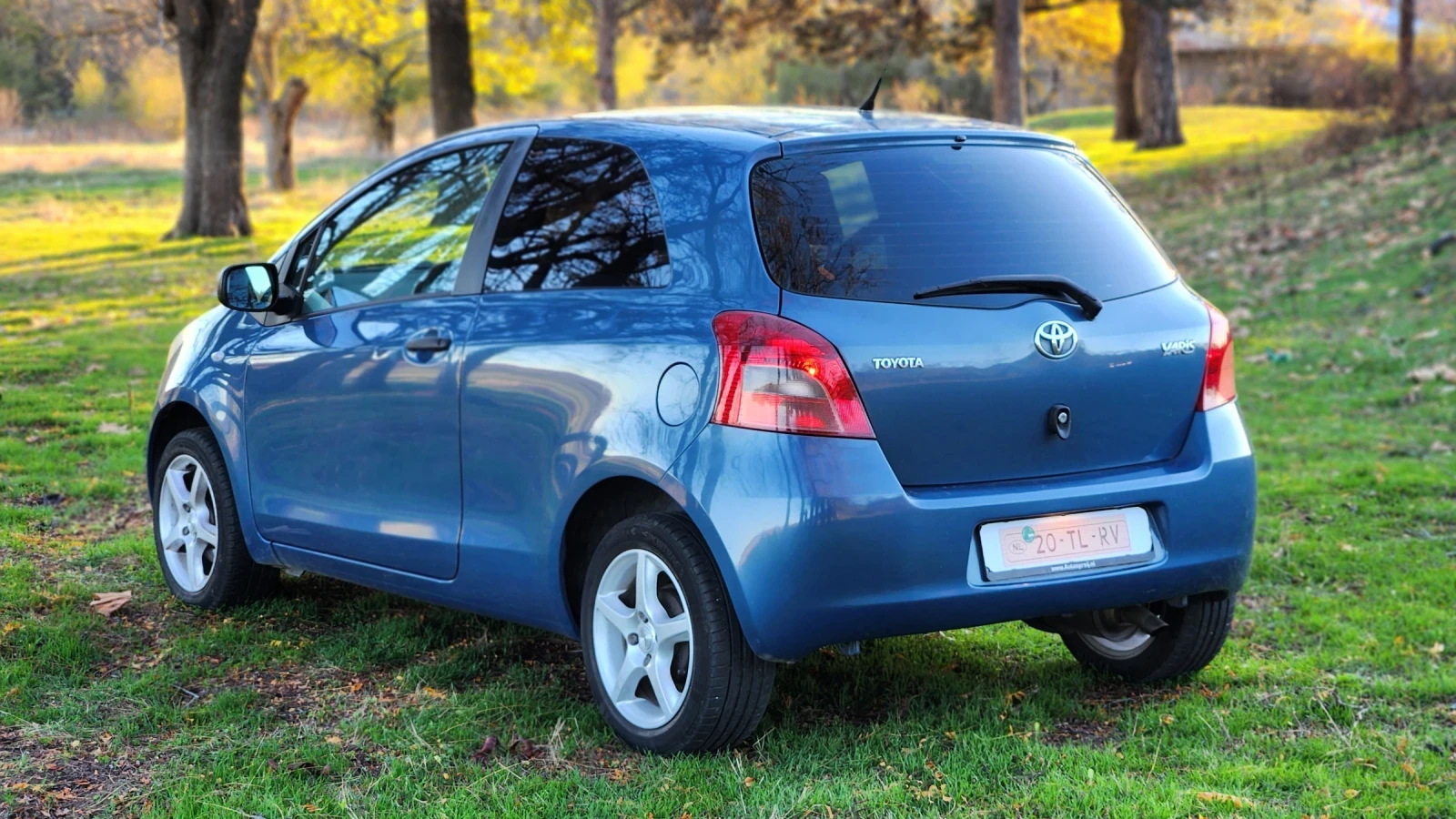 Toyota Yaris Много Запазена - изображение 4