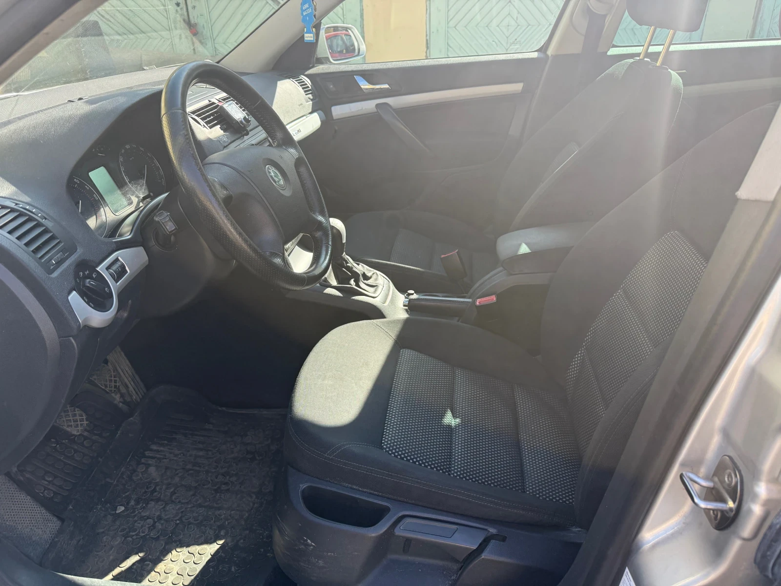 Skoda Octavia Scout 2.0tdi 8клапана BMM, снимка 7 - Автомобили и джипове - 53826593