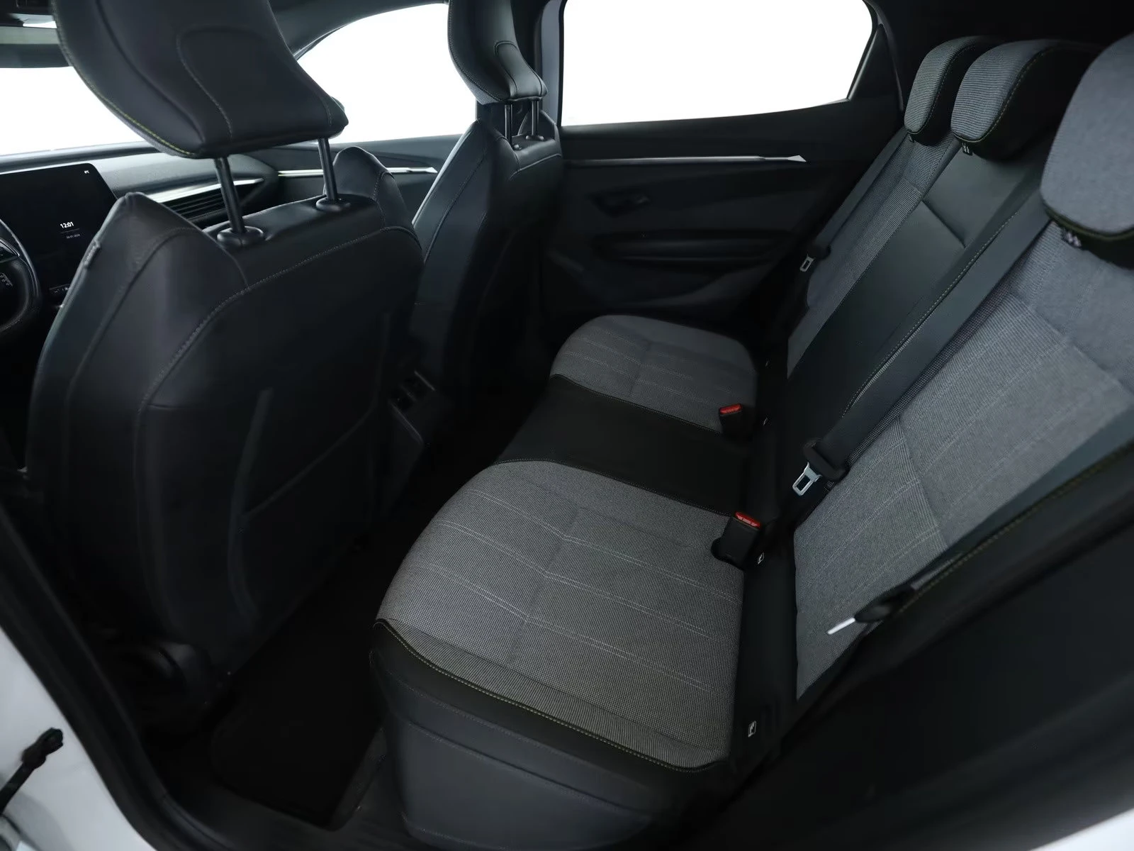 Renault Megane TECHNO/EV40/131HP/LED/360/NAVI/ACC/238z, снимка 8 - Автомобили и джипове - 54051089