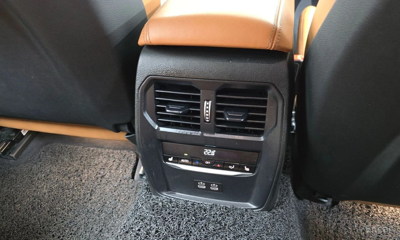 BMW 340 360 CAM* ПАНОРАМА* ХЕДЪП* ПОДГРЕВ* , снимка 16 - Автомобили и джипове - 54376553