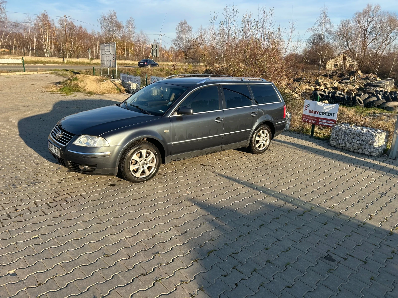 VW Passat 1.9 TDI, снимка 3 - Автомобили и джипове - 54704833