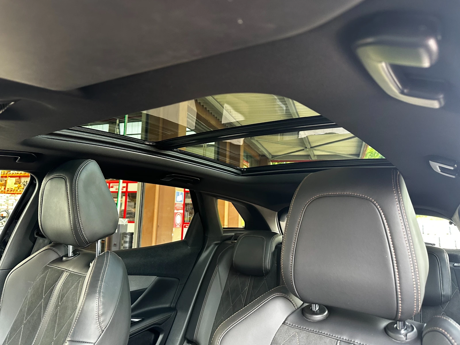Peugeot 3008 GT Line/2.0hdi/Автомат/Панорама/ГАРАНЦИЯ, снимка 12 - Автомобили и джипове - 54999697
