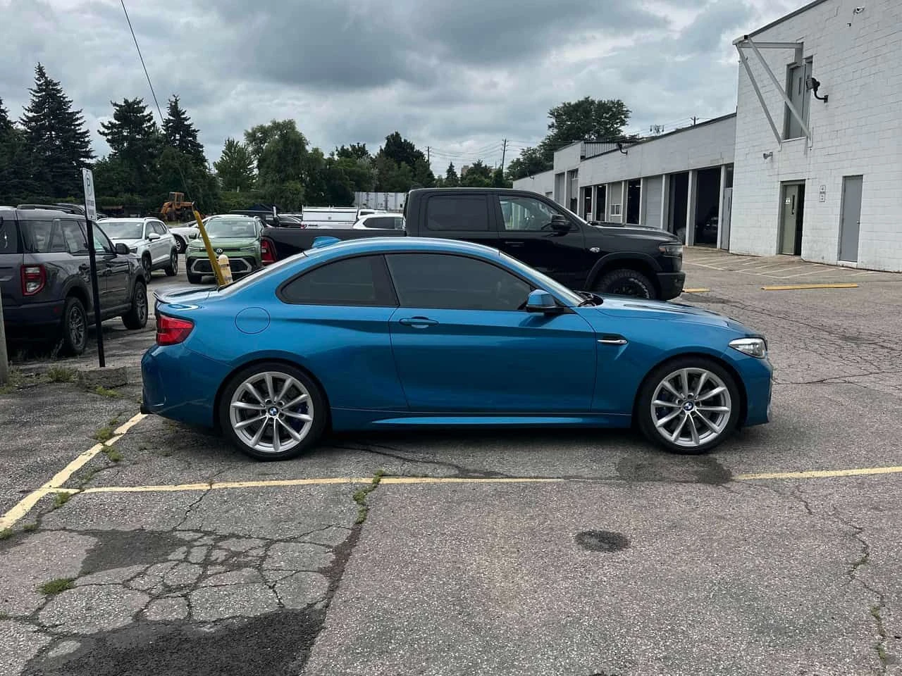 BMW M2 * Coupe * АВТОКРЕДИТ БЕЗ ПЪРВОНАЧАЛНА ВНОСКА* , снимка 3 - Автомобили и джипове - 55592058