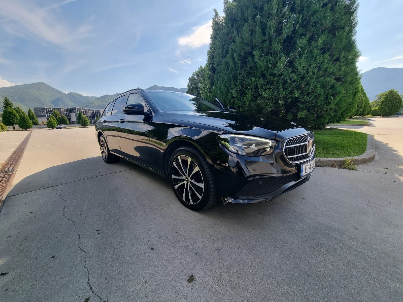 Mercedes-Benz E 300 Hybrid , снимка 13 - Автомобили и джипове - 55708866