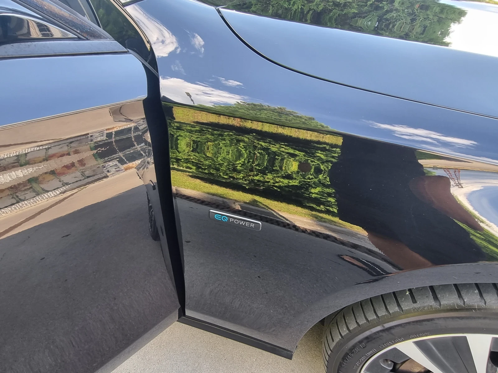 Mercedes-Benz E 300 Hybrid , снимка 8 - Автомобили и джипове - 55708866