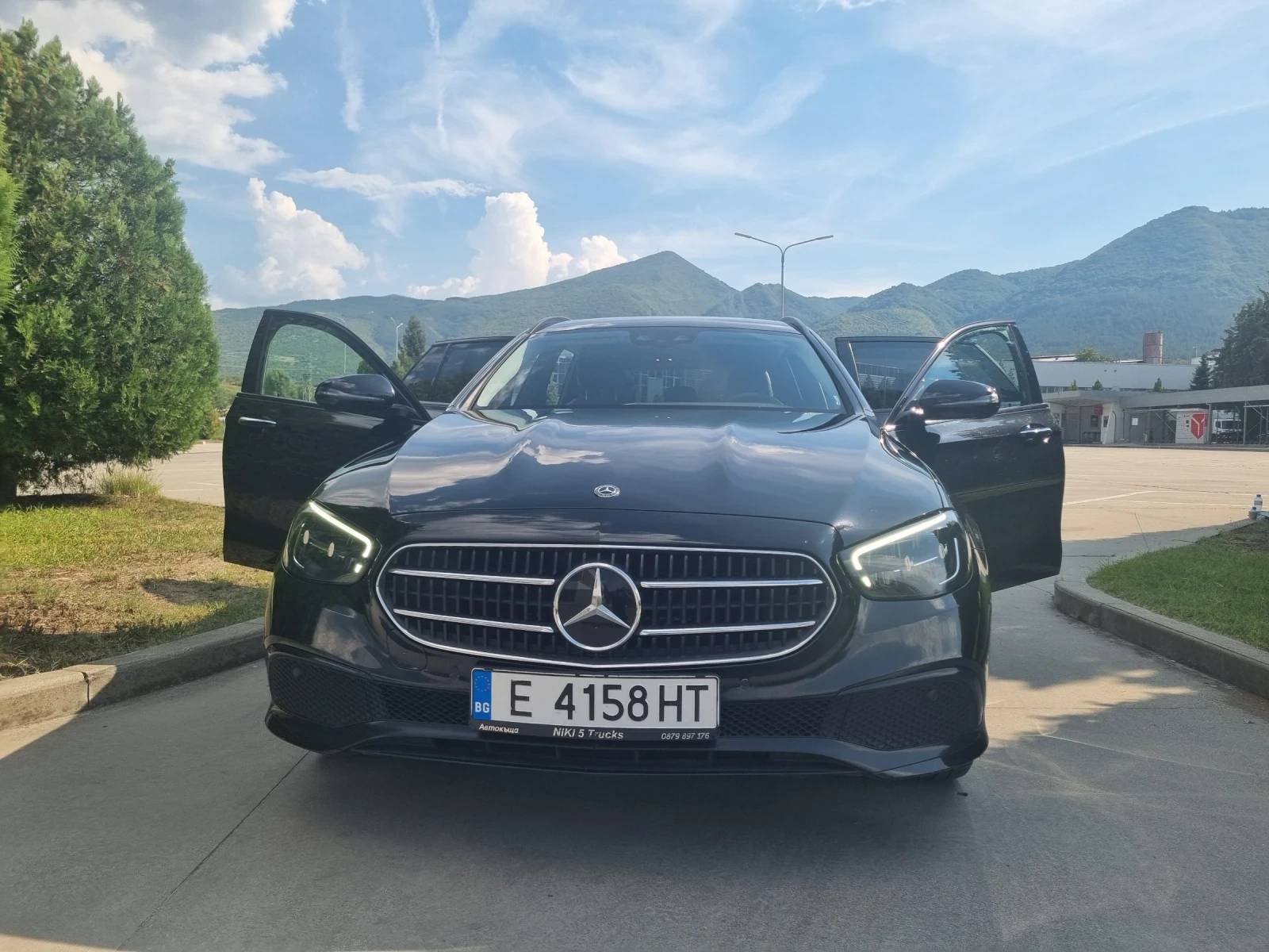 Mercedes-Benz E 300 Hybrid 