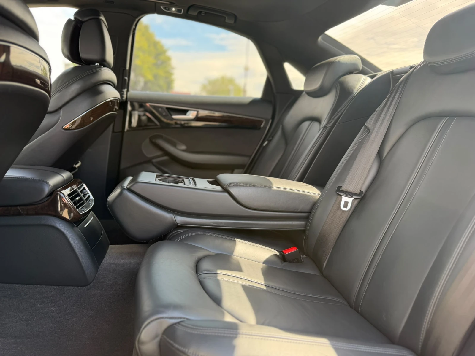 Audi A8 / 4.2TDI / 351 HP / V8 / LED / , снимка 10 - Автомобили и джипове - 56105664