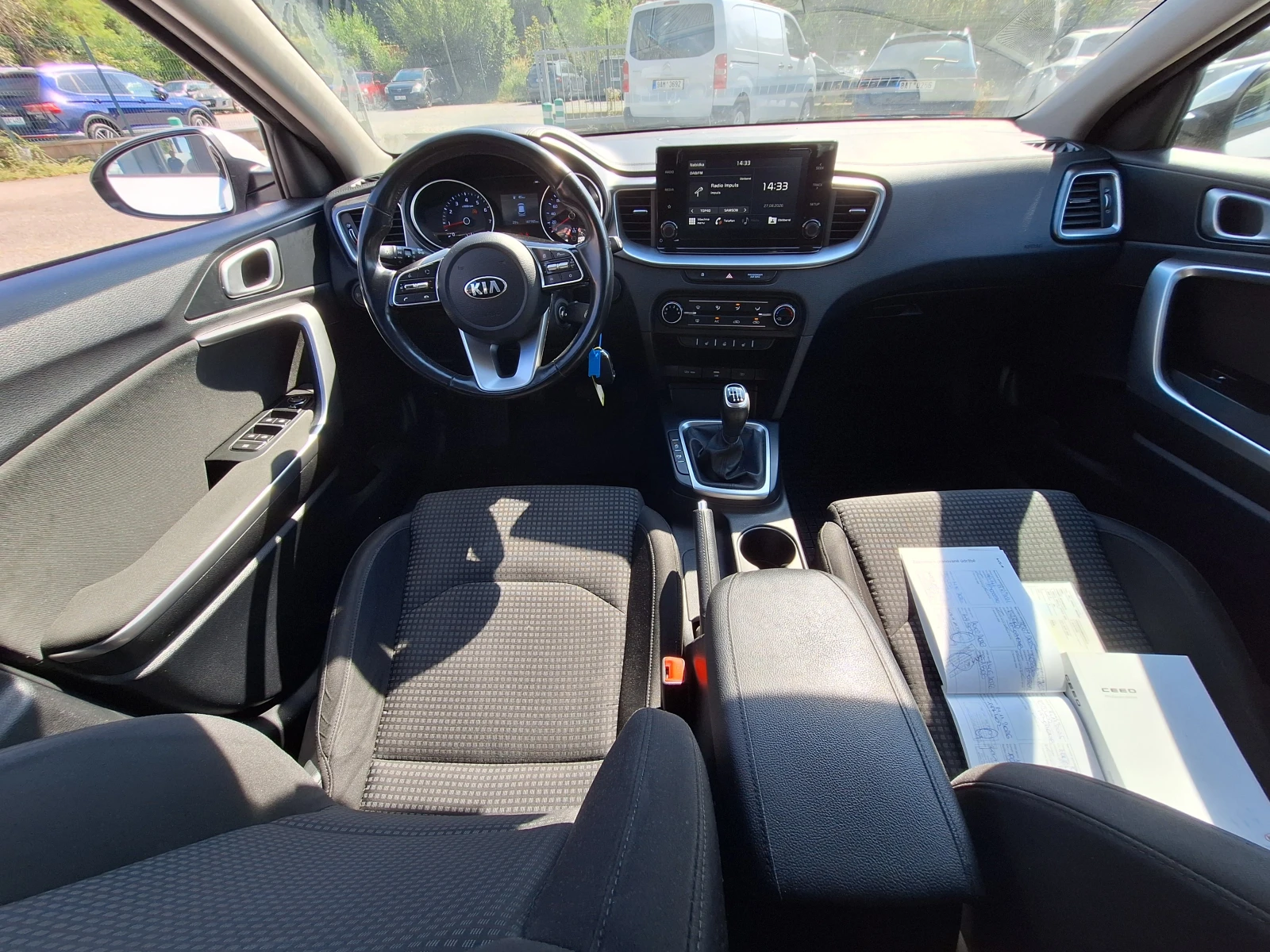 Kia Ceed 1.5 T-GDI/ Spin/ SW/ Очакван!, снимка 7 - Автомобили и джипове - 56112243