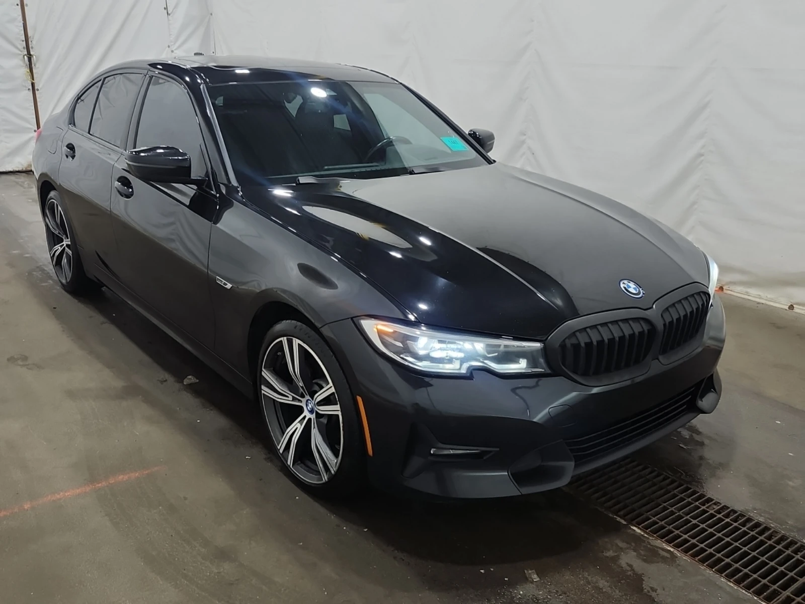 BMW 330 Plug-in Hybrid 330e Xdrive | Mobile.bg � ����������� 2