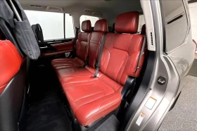 Lexus LX 570 MARK LEV* DISTRONIC* ОБДУХВАНЕ* 360 КАМЕРИ* ШИБИДА, снимка 13