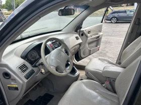 Hyundai Tucson 2.0 CRDI 4x4 РЕГИСТРИРАН СЕМЕЕН АВТОМОБИЛ - 6499 лв. - 37346870 12