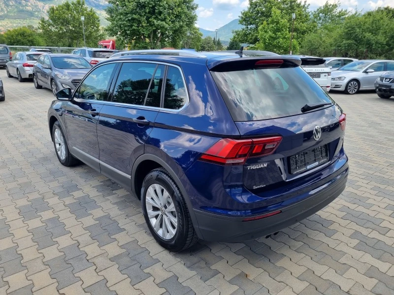 VW Tiguan 2.0TDi-4 MOTION* DSG * КАМЕРА, ПАНОРАМА, ДИСТРОНИК, снимка 4 - Автомобили и джипове - 41309800