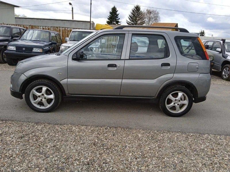 Suzuki Ignis 1.5 benz 4x4, снимка 7 - Автомобили и джипове - 48280379