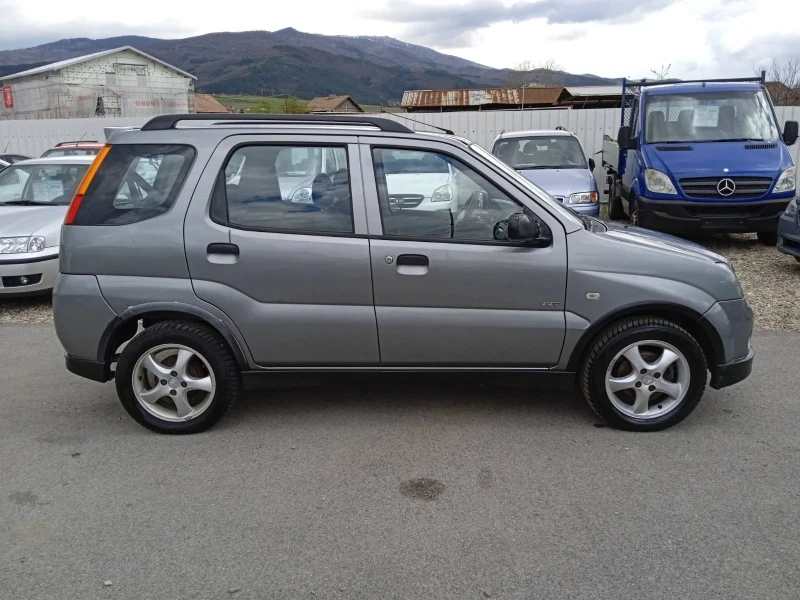 Suzuki Ignis 1.5 benz 4x4, снимка 2 - Автомобили и джипове - 48280379