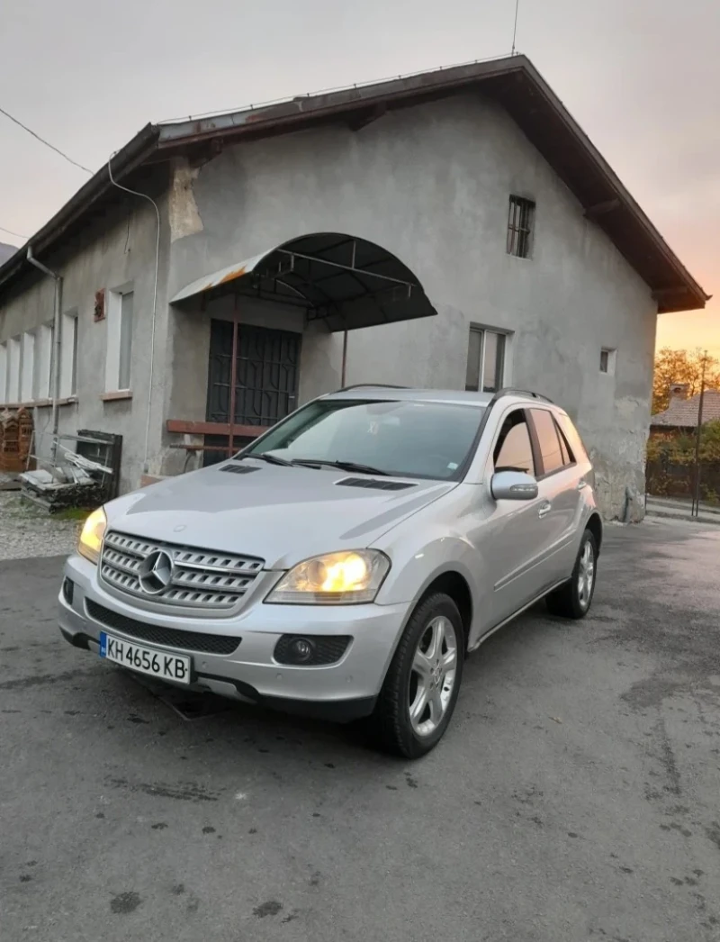 Mercedes-Benz ML 320, снимка 2 - Автомобили и джипове - 48563541