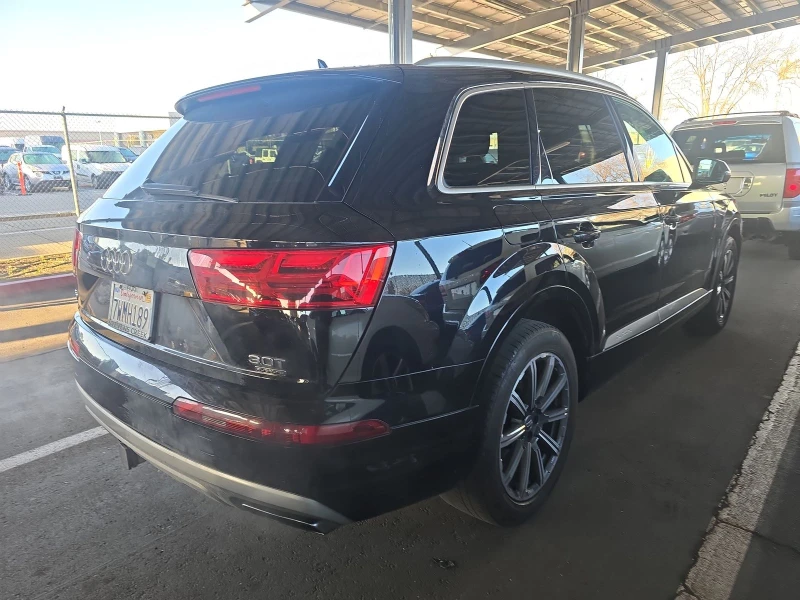 Audi Q7 3.0T* PREMIUM* PLUS* MATRIX* ДИГИТАЛНО* ТАБЛО* ОБД, снимка 2 - Автомобили и джипове - 49468468