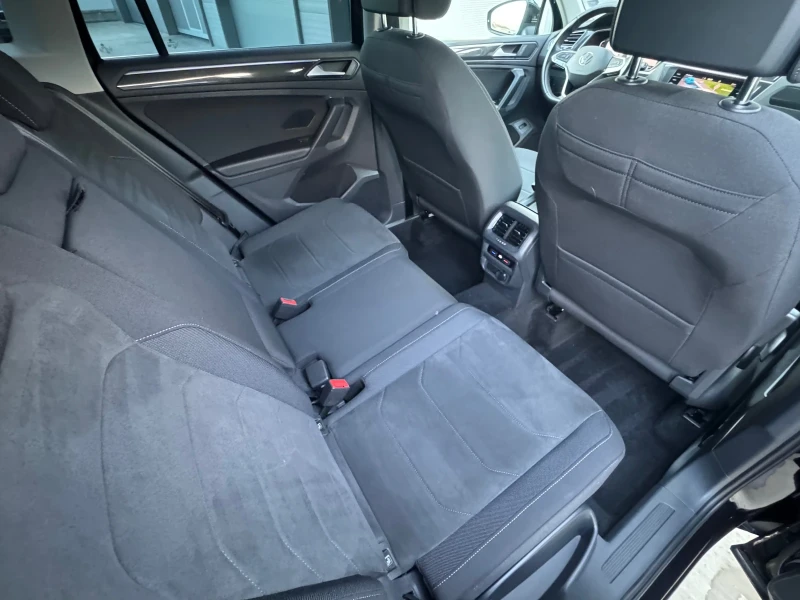 VW Tiguan 2.0 TDi 150 4-motion DIGITAL TOP!, снимка 15 - Автомобили и джипове - 50125229