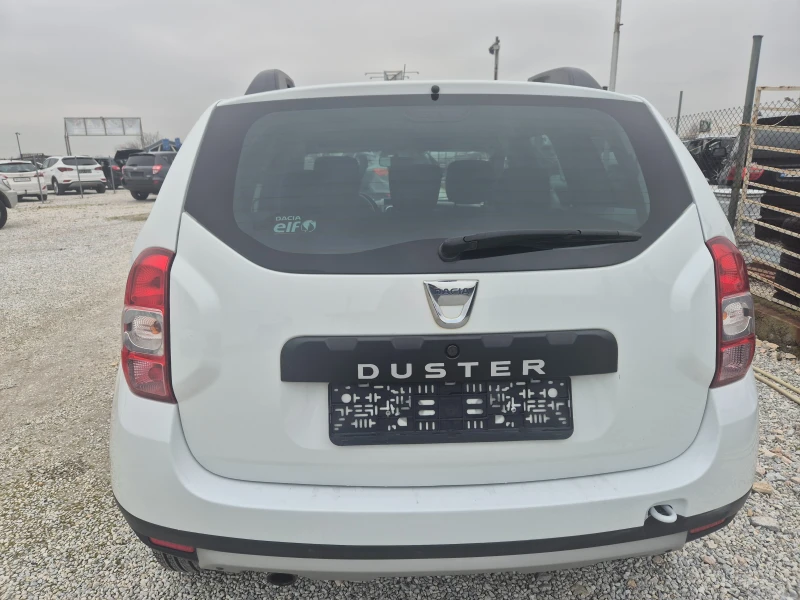Dacia Duster 1.6 Гaз  Бензин, снимка 5 - Автомобили и джипове - 53440743