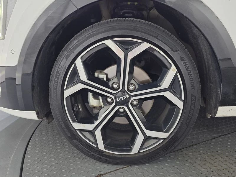 Kia Niro 1.6 Automatic, снимка 5 - Автомобили и джипове - 55880515