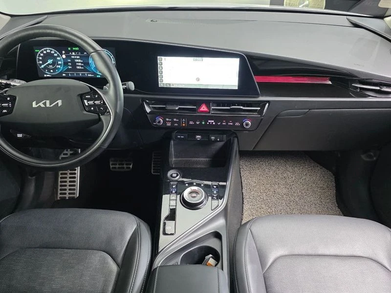 Kia Niro 1.6 Automatic, снимка 7 - Автомобили и джипове - 55880515