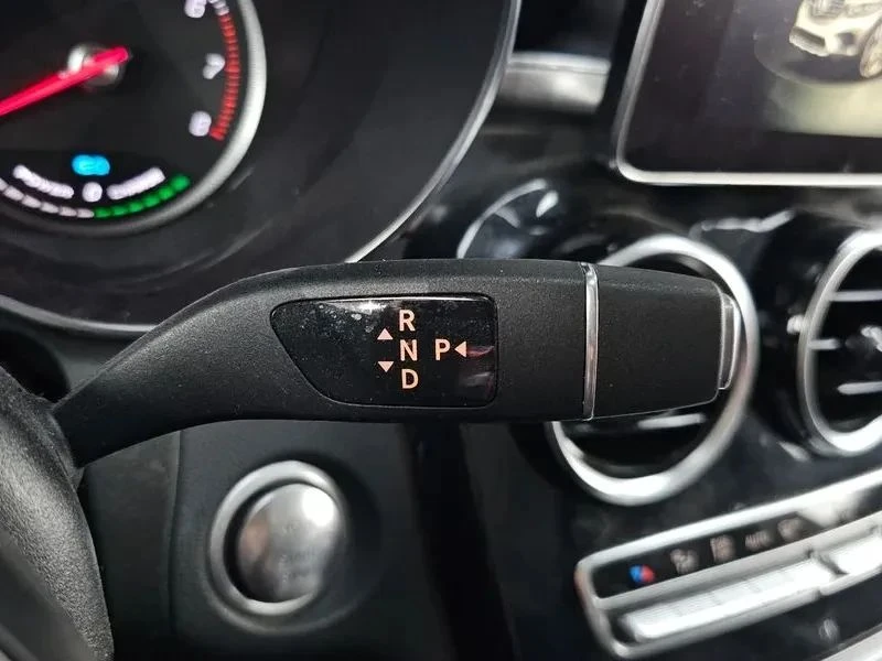 Mercedes-Benz GLC 350, снимка 9 - Автомобили и джипове - 56707589