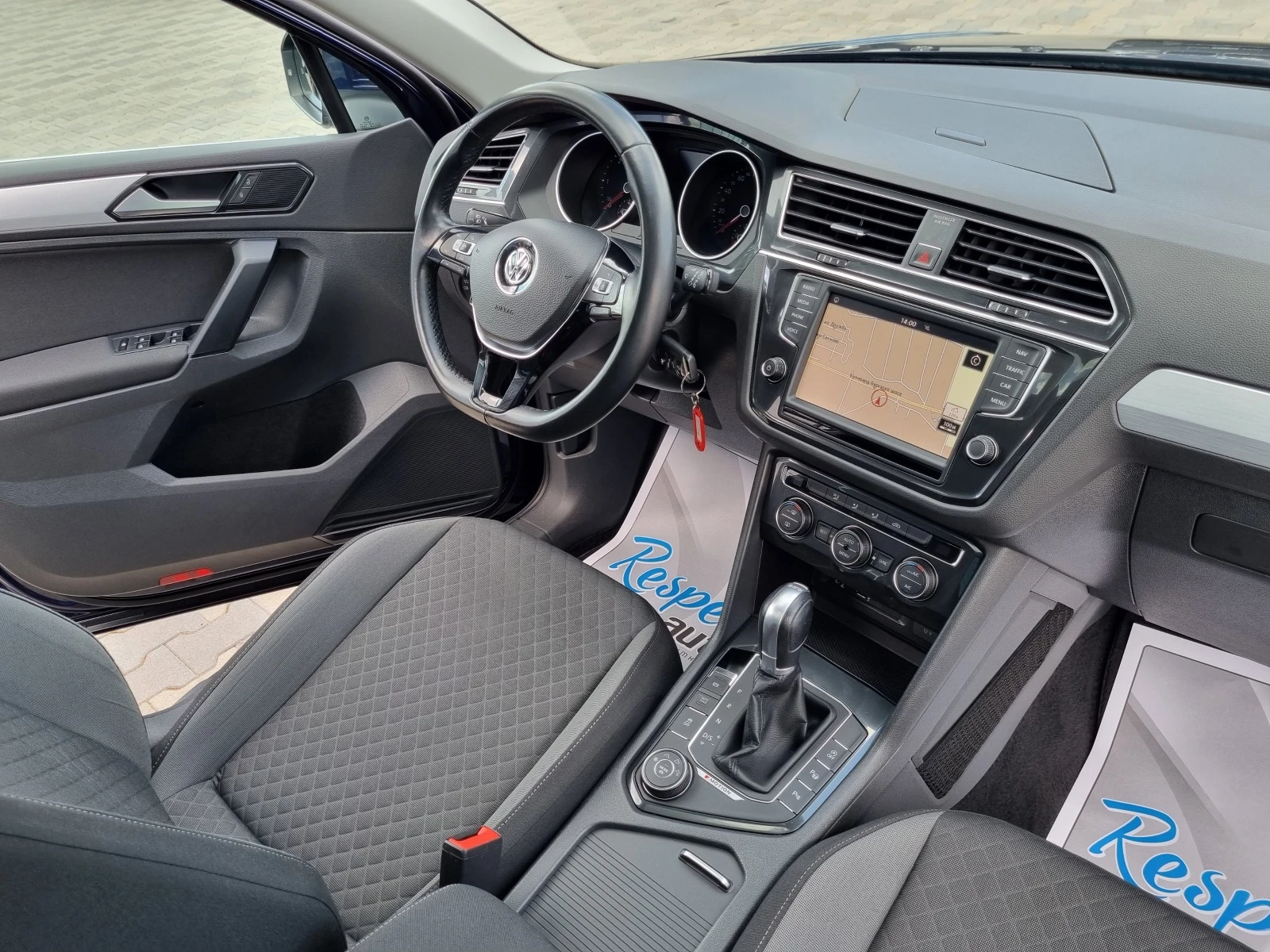 VW Tiguan 2.0TDi-4 MOTION* DSG * КАМЕРА, ПАНОРАМА, ДИСТРОНИК - изображение 9