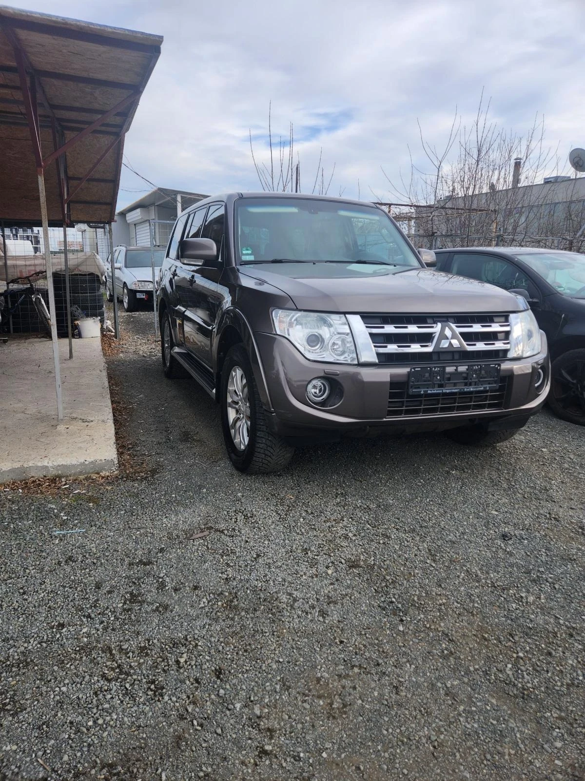 Mitsubishi Pajero - [1] 