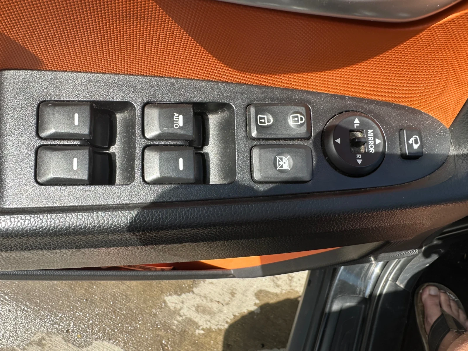 Kia Sportage 2, 0 136 КС 4х4 - изображение 6