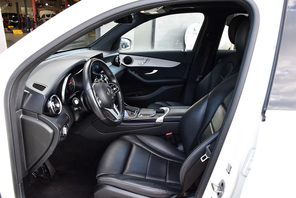 Mercedes-Benz GLC 300 4Matic  * AвтоКредит* (ЦЕНА ДО БГ) - изображение 8