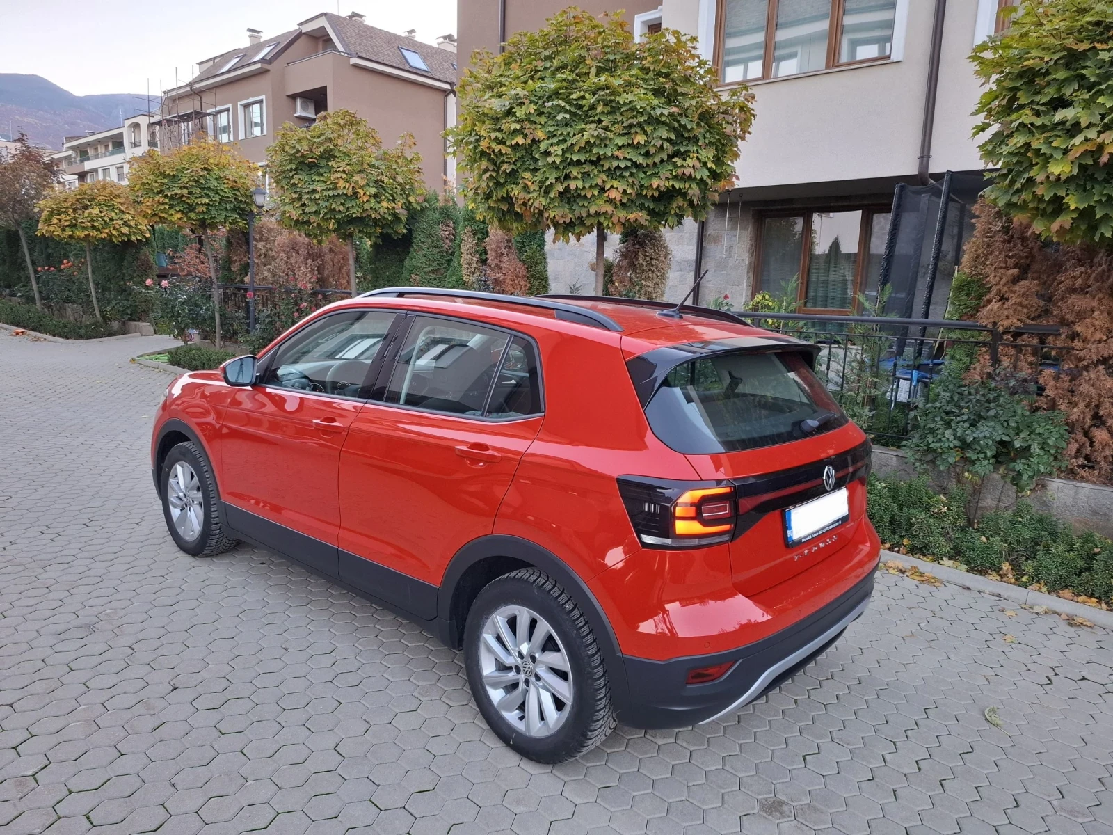 VW T-Cross АВТОМАТ, РЕАЛНИ 34К КМ. ОТ VW БЪЛГАРИЯ  - изображение 5
