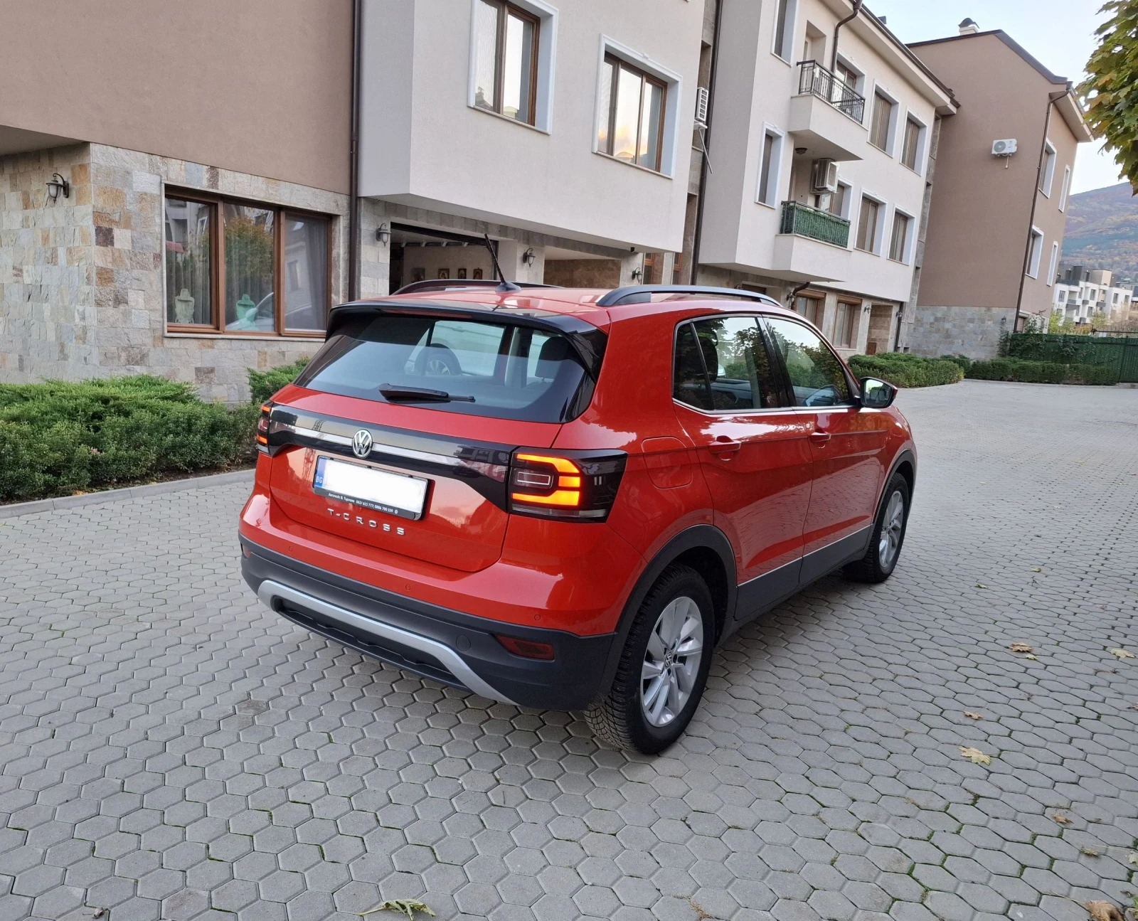 VW T-Cross АВТОМАТ, РЕАЛНИ 34К КМ. ОТ VW БЪЛГАРИЯ  - изображение 7