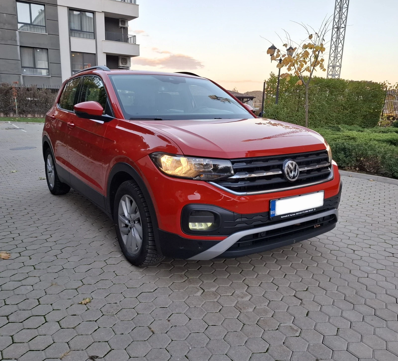 VW T-Cross АВТОМАТ, РЕАЛНИ 34К КМ. ОТ VW БЪЛГАРИЯ  - изображение 3