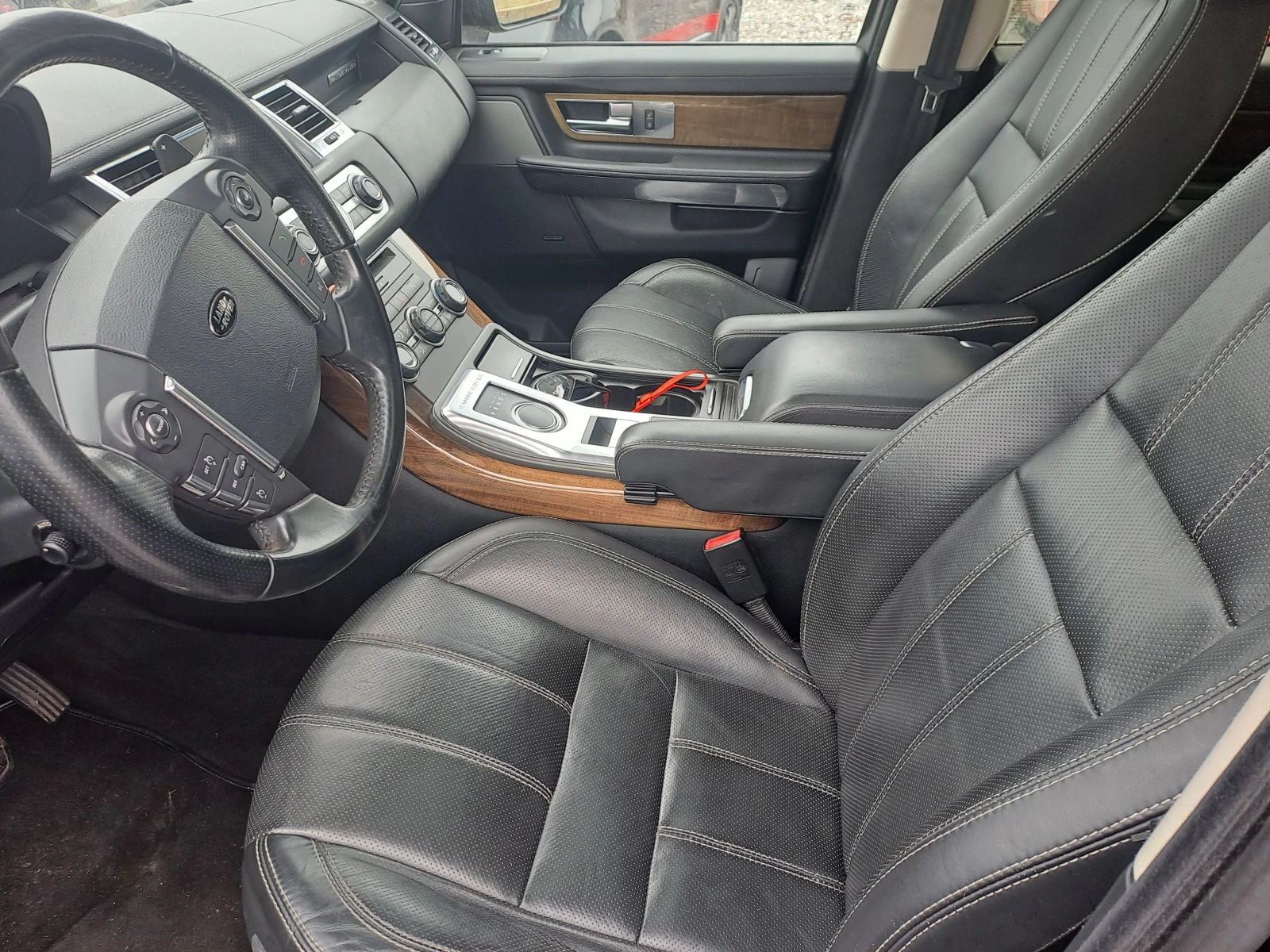 Land Rover Range Rover Sport 3.0D HSE SDV6 250к.с., снимка 7 - Автомобили и джипове - 54200518