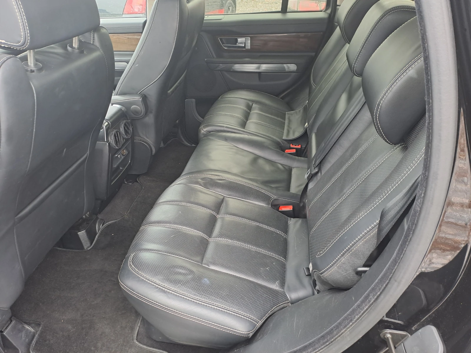 Land Rover Range Rover Sport 3.0D HSE SDV6 250к.с., снимка 10 - Автомобили и джипове - 54200518