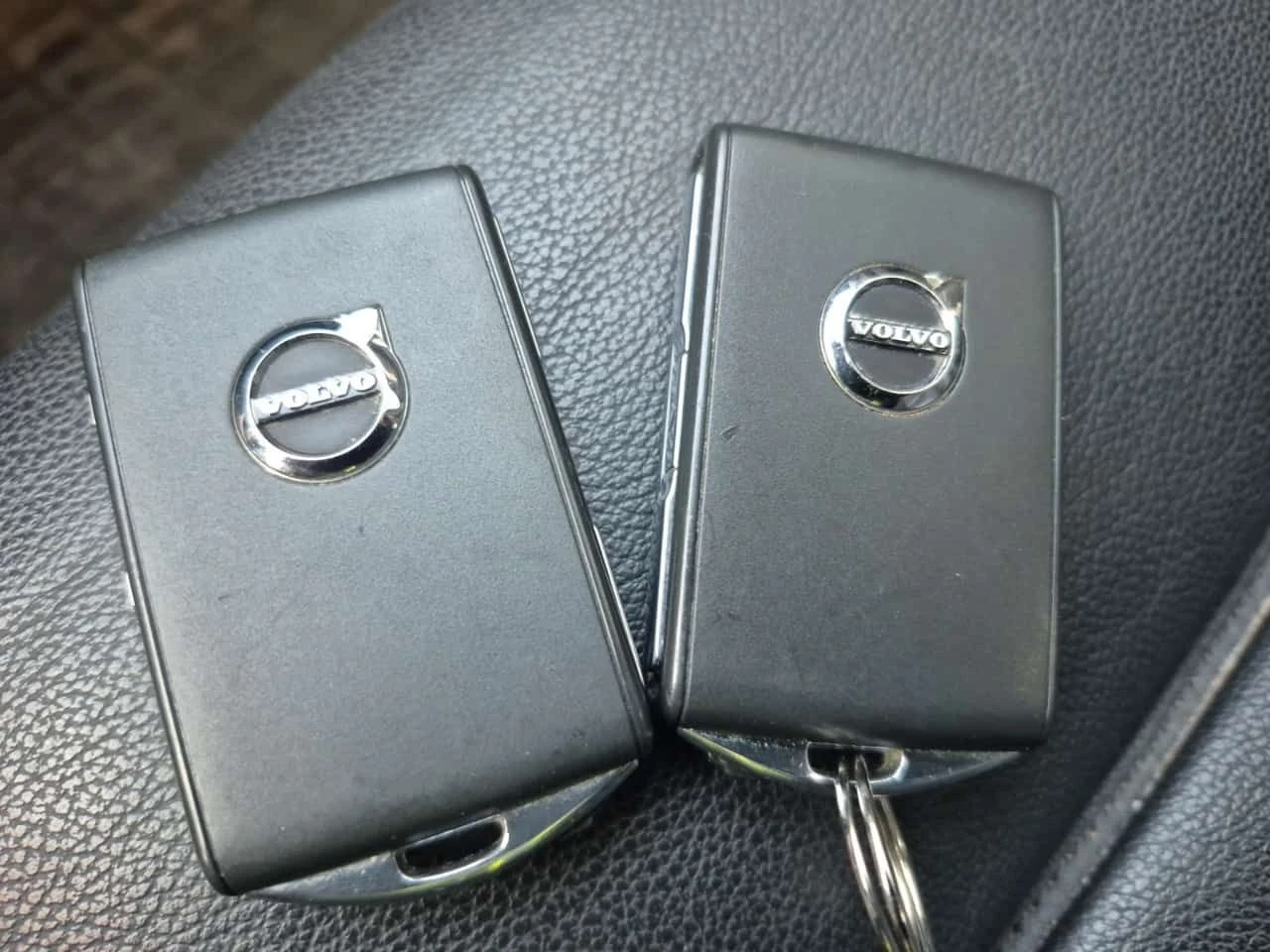Volvo XC40 * MOMENTUM * CARFAX * ���� �� �� | Mobile.bg � ����������� 12