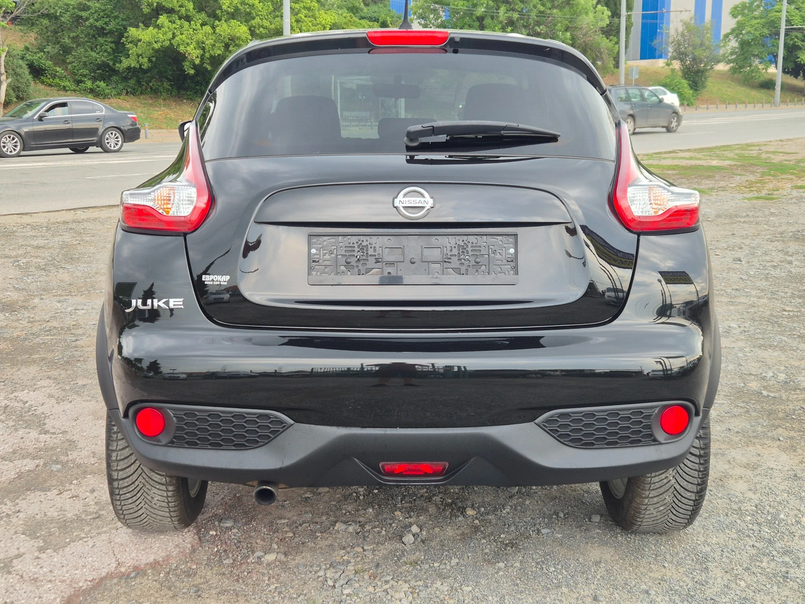 Nissan Juke 1.2i 115кс, снимка 4 - Автомобили и джипове - 54774932