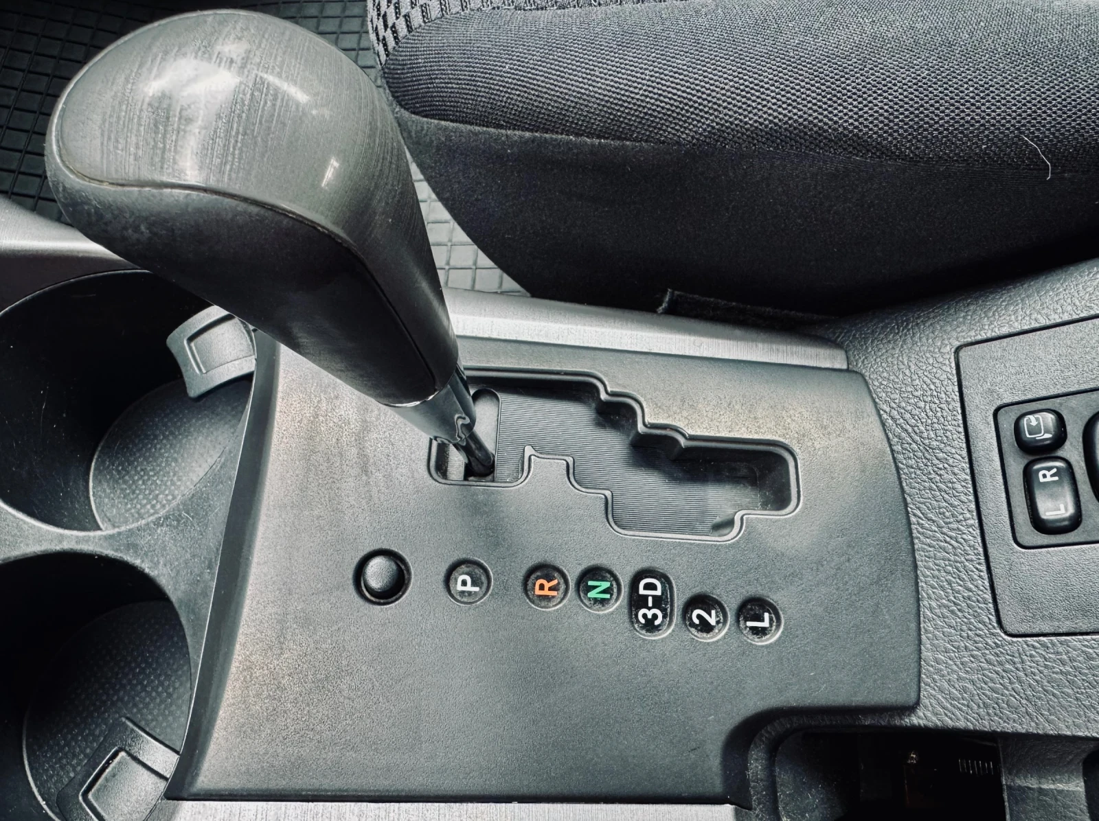 Toyota Rav4 2.0vvt  4x4 AUTOMATIC , снимка 7 - Автомобили и джипове - 55671686