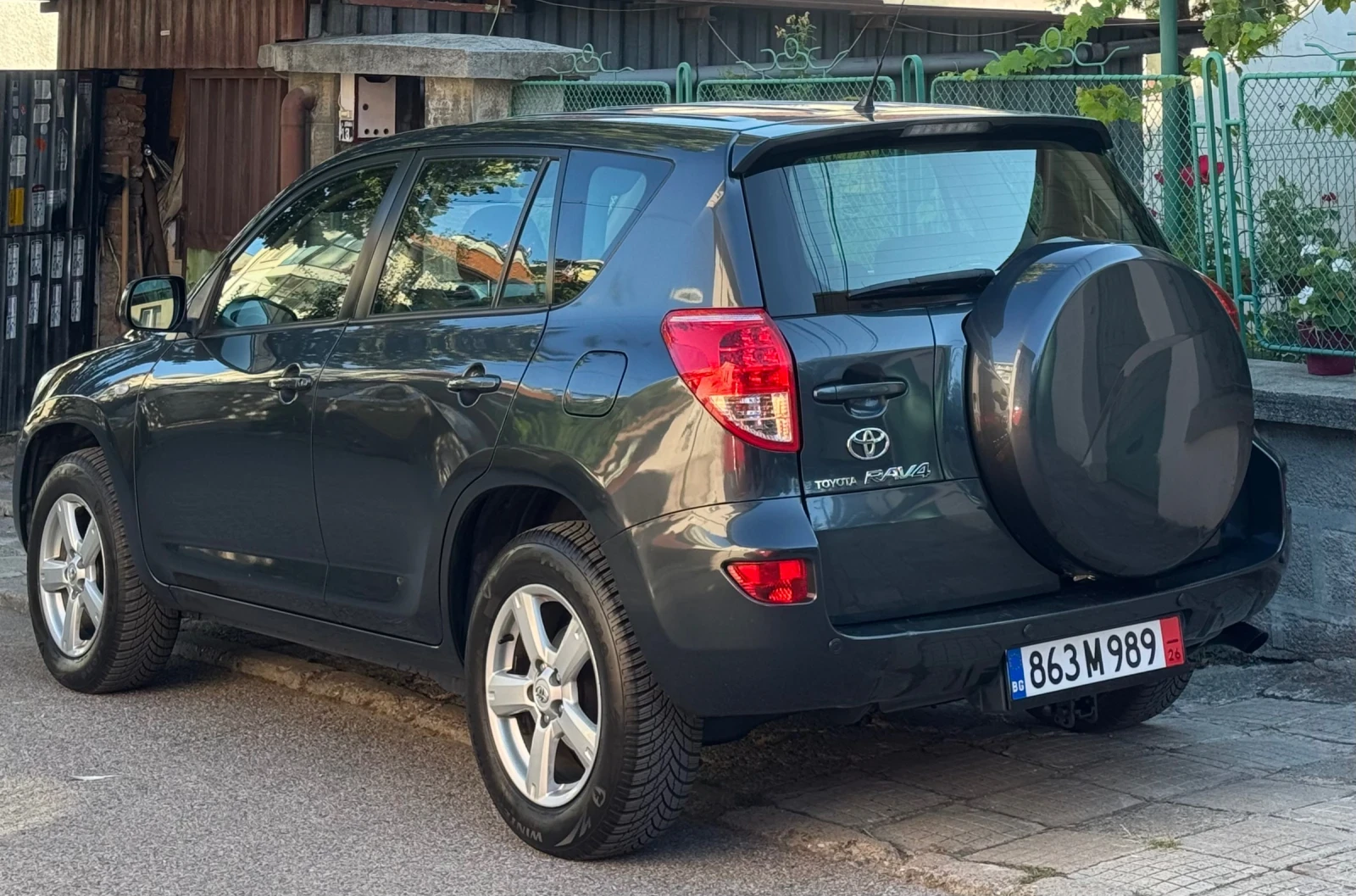 Toyota Rav4 2.0vvt  4x4 AUTOMATIC , снимка 2 - Автомобили и джипове - 55671686