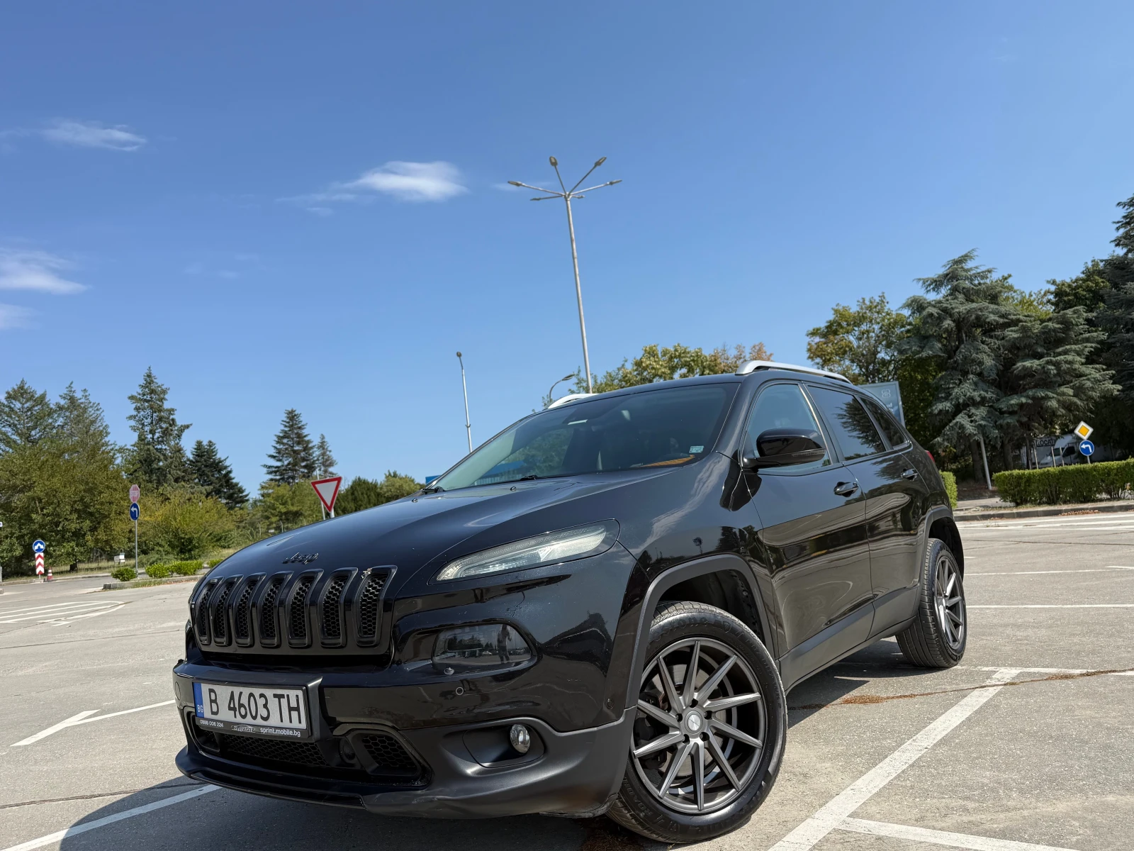 Jeep Cherokee 3.2, снимка 3 - Автомобили и джипове - 55942902