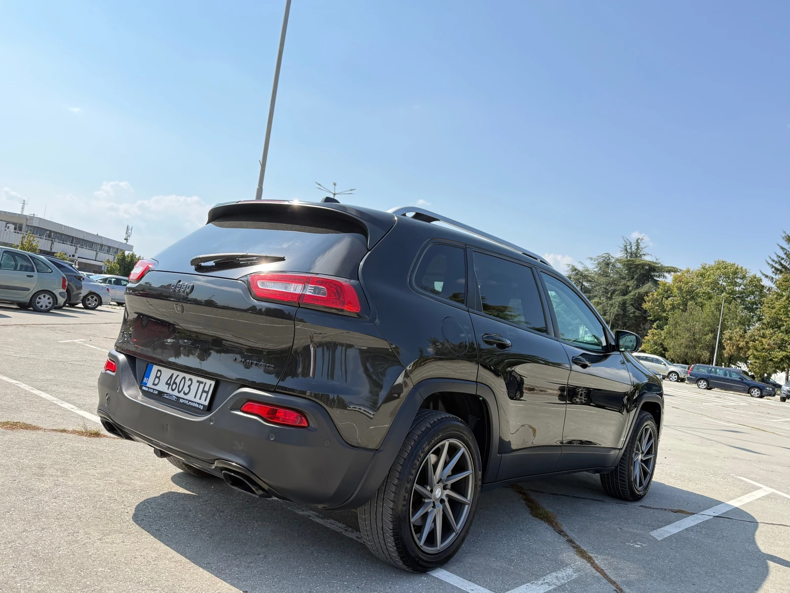 Jeep Cherokee 3.2, снимка 6 - Автомобили и джипове - 55942902