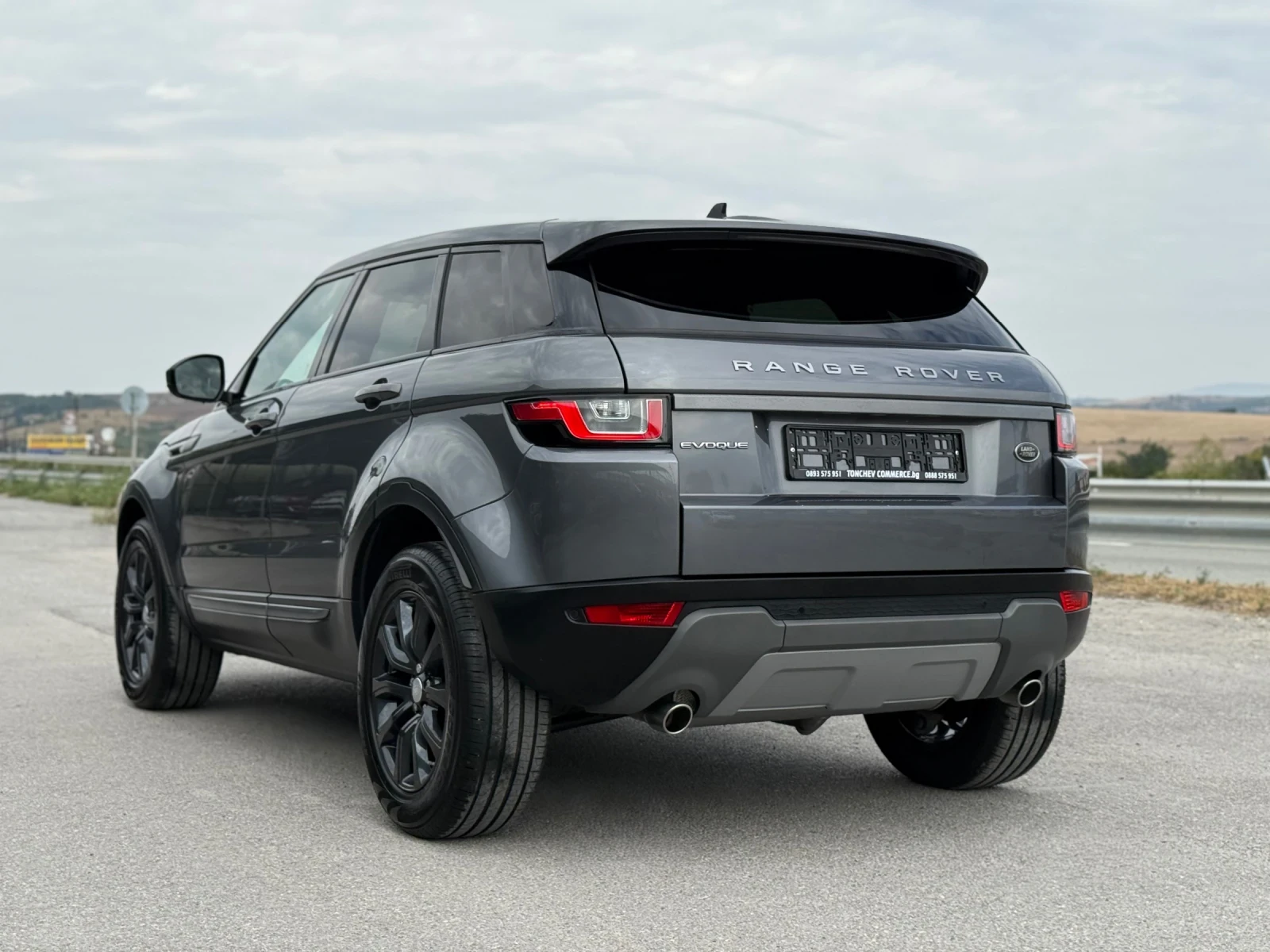 Land Rover Range Rover Evoque 2.0-d-176.000km-РЕАЛНИ-LED-XENON-NAVI-TOP-NEW, снимка 4 - Автомобили и джипове - 56044868