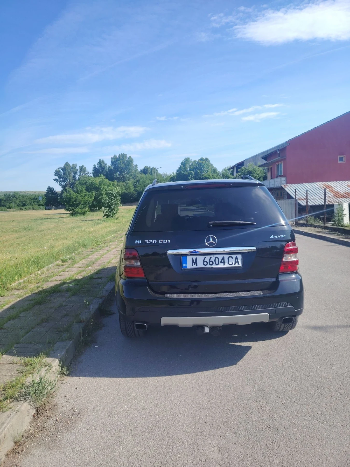 Mercedes-Benz ML 320, снимка 4 - Автомобили и джипове - 56465536