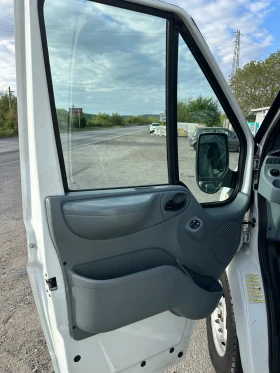Обява за продажба на Ford Transit 2, 2TDCI Климатик, Дълга база, Обслужен ~12 900 лв. - изображение 8
