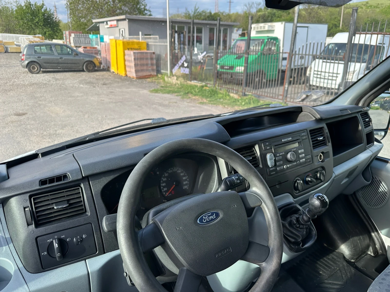 Ford Transit 2, 2TDCI Климатик, Дълга база, Обслужен - изображение 10