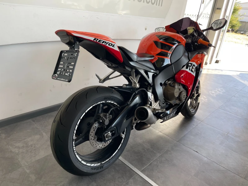 Honda Cbr 1000 RR REPSOL , снимка 4 - Мотоциклети и мототехника - 51505810