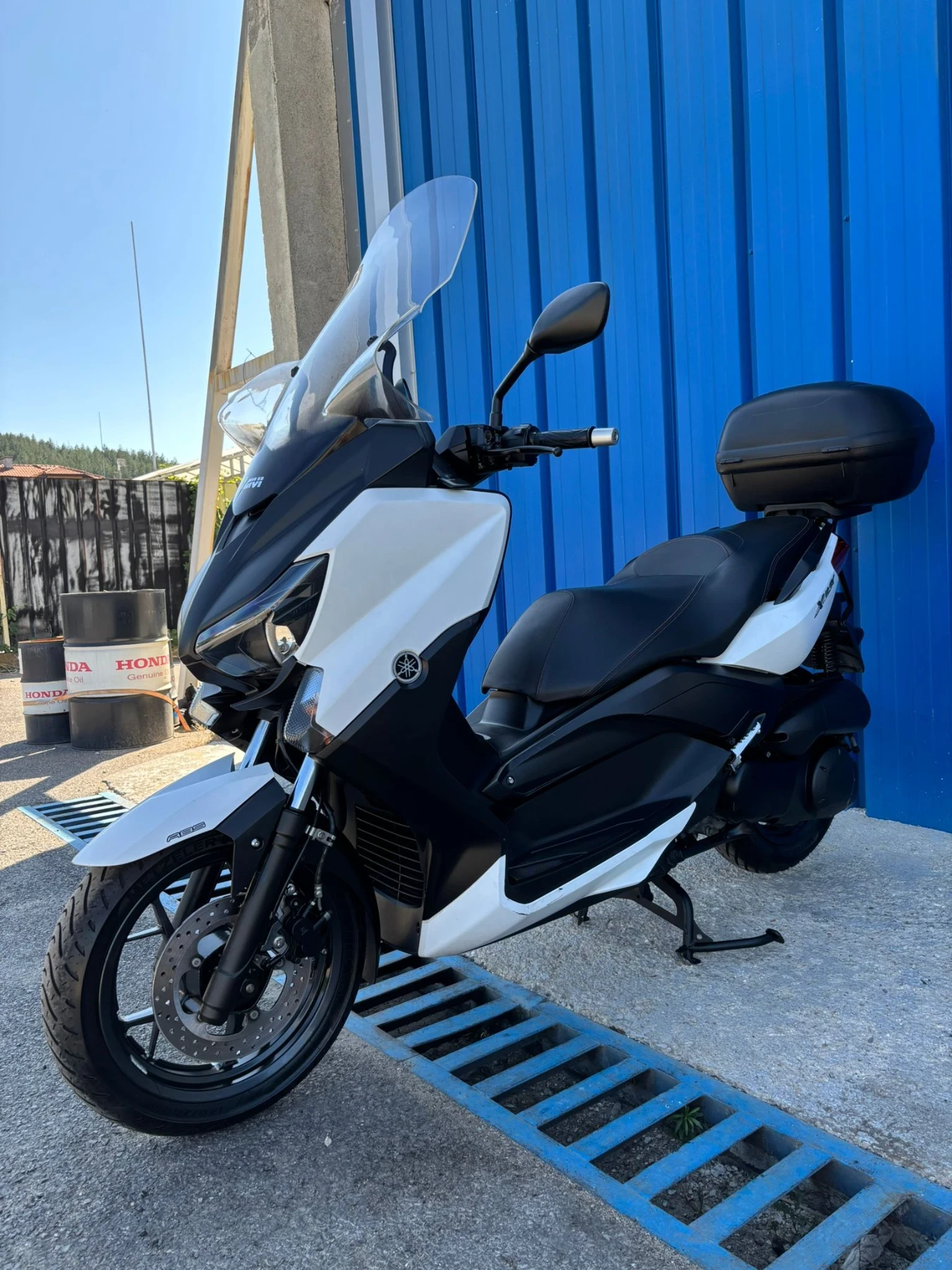 Yamaha X-max 250i ABS - изображение 3