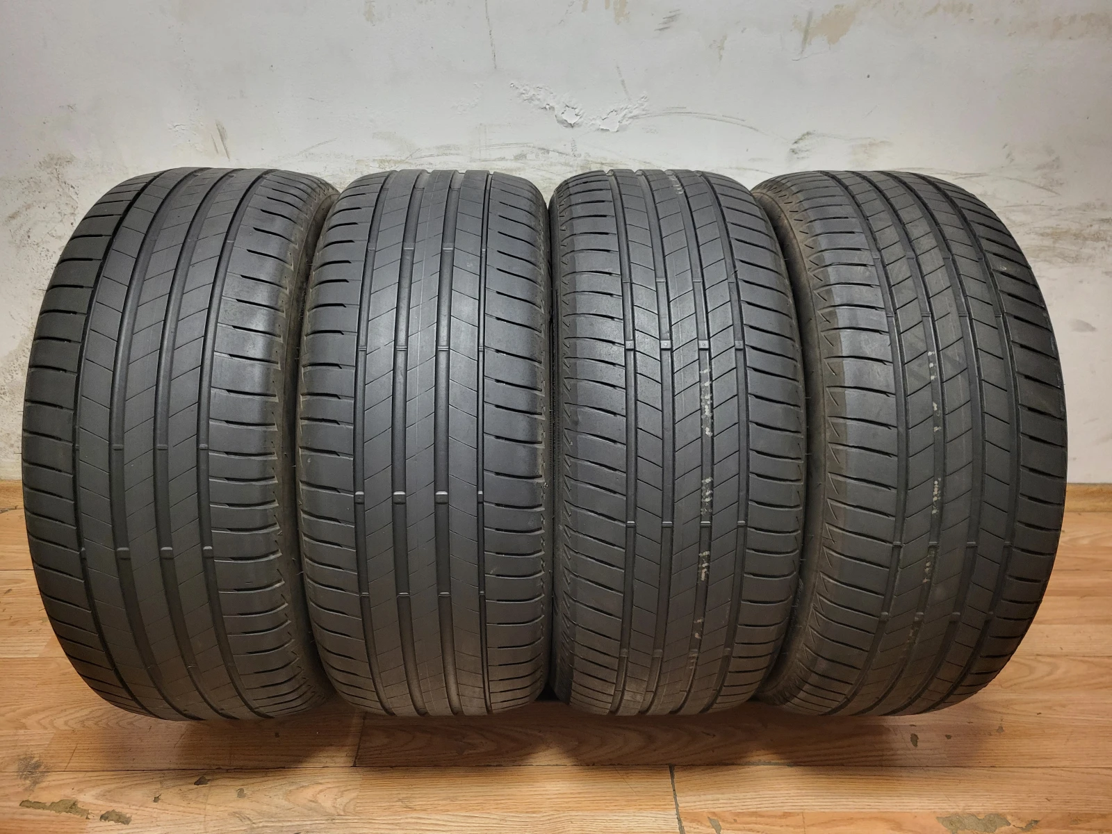 Гуми Летни 245/45R19