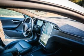 Tesla Model S 772 к.с Перформанс, снимка 11